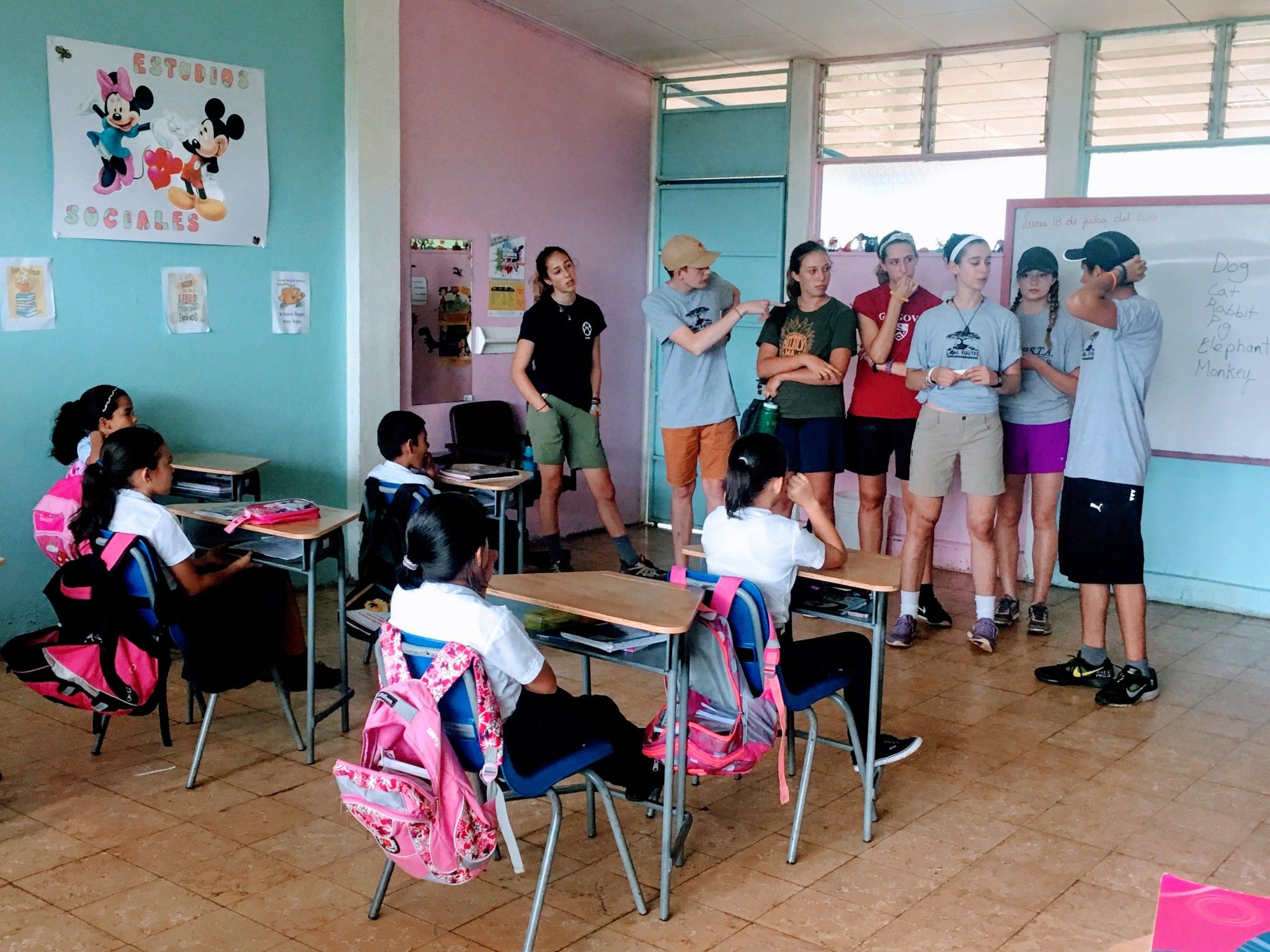 Lara go voluntariado en costa rica